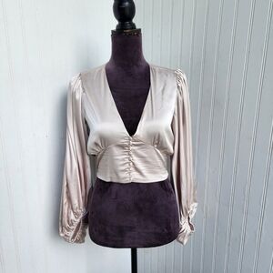 Idem Dito Puffed Sleeve Smocked Peasant Blouse Satin Top Lond Sleeve Beige Sz S